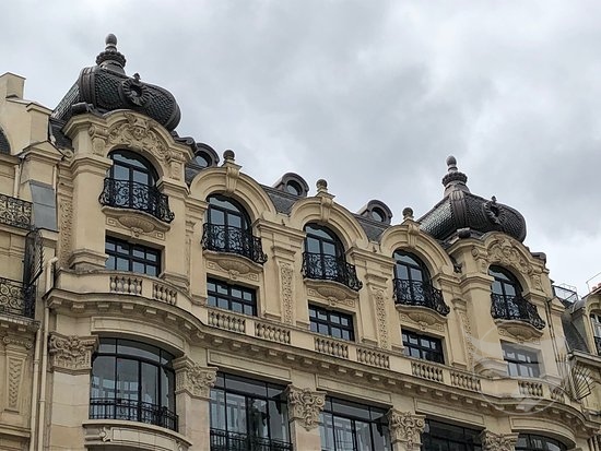 دانشگاه Ecole de la Chambre Syndicale