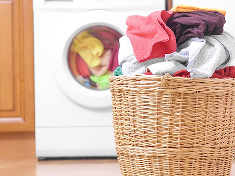 نکات شستشو و نگهداری انواع پارچه‌ها